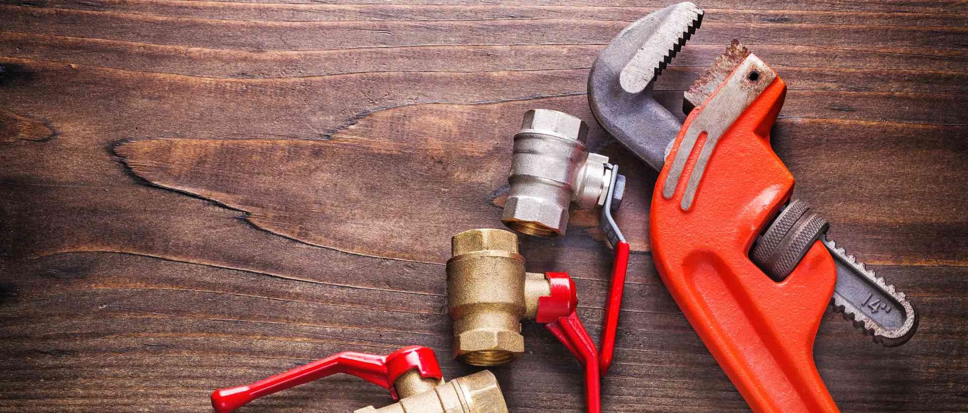 Plumbers TW9, TW10